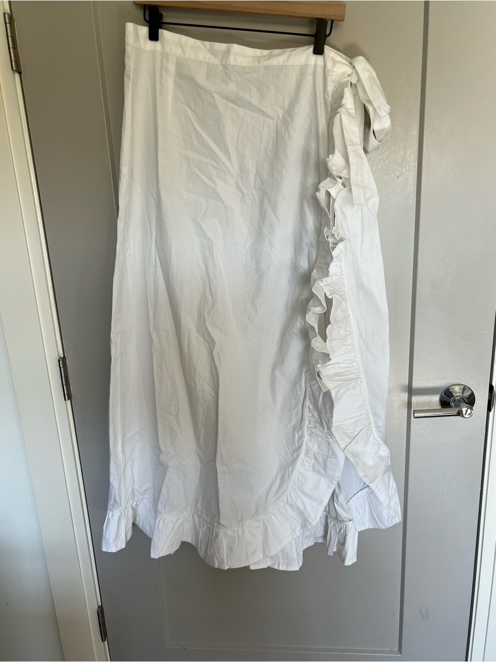 NWT Very Confusing Coverup White Ruffle Wrap Skirt